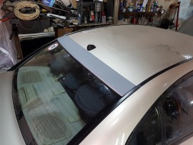 Спойлер на стекло Хендай Акцент 3 (козырек на заднее стекло Hyundai Accent 3)