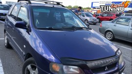 Дефлектор капота Митсубиси Спейс Стар (мухобойка на капот Mitsubishi Space Star)