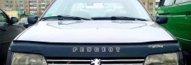 Дефлектор капоту Peugeot 405