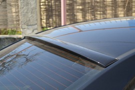 Спойлер на стекло Джили Эмгранд ЕС7 (спойлер на заднее стекло Geely Emgrand EC7)