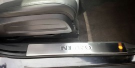 Накладки на внутренние пороги Dodge Nitro