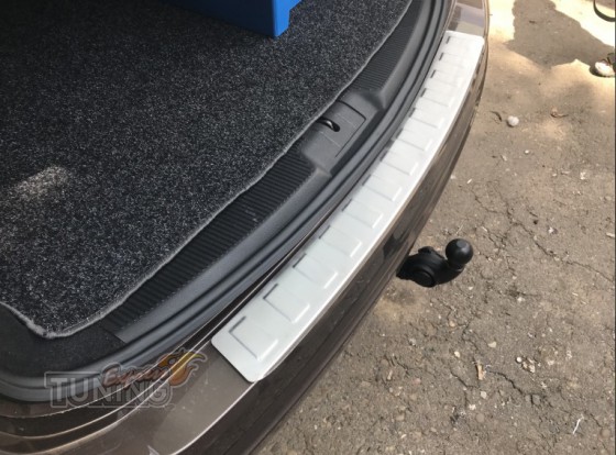 Накладка на задний бампер Ford Galaxy 2