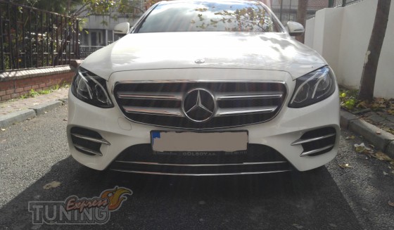 Хром накладки на передний бампер Mercedes W213