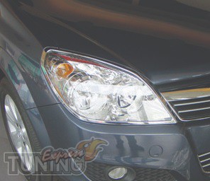 Хром окантовка передних фар Opel Astra H хэтчбек