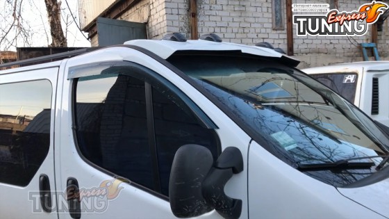 Ветровики на Opel Vivaro 1 полный комплект 2шт
