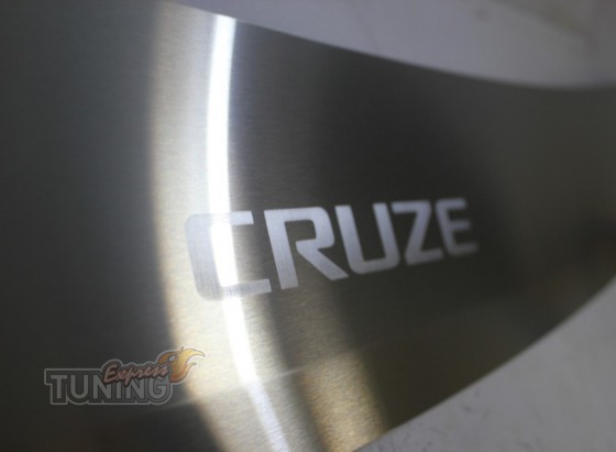 защитная накладка бампера Chevrolet Cruze SW