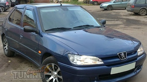 Дефлекторы окон Peugeot 306 комплект ветровики
