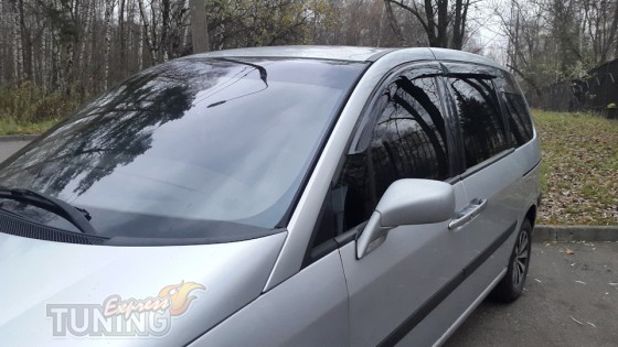 Дефлекторы окон Peugeot 807 фото