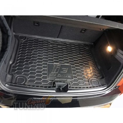 Резиновый коврик багажника bMw I3 фото