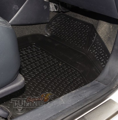 Коврики салона MG350 резиновые Locker