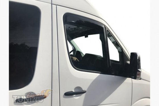 Оригинальные дефлекторы окон Nissan Interstar фото