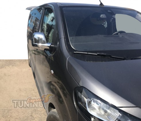 Хром накладки на зеркала Opel Vivaro 3 2019 фото