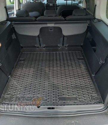 Резиновый коврик в багажник Peugeot Rifter оригинал