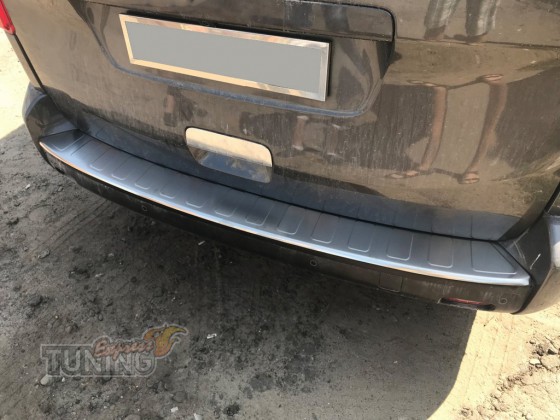 Хром накладка на задний бемпер Peugeot Traveller фото
