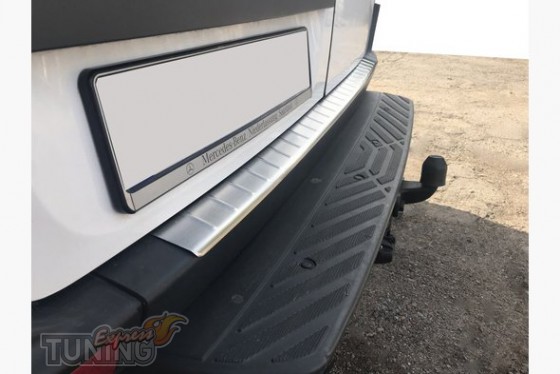 Omsa Line Хром накладка на задній бампер Volkswagen Crafter (2006-) - Заображення 1