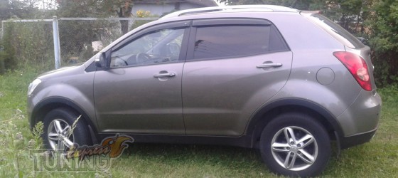 Ветровики на окна SsangYong Actyon 2 2012 фото