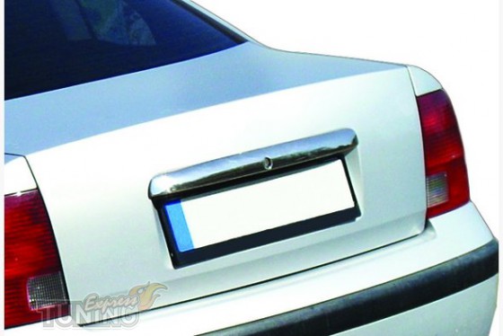 Omsa Line Хром накладка над номером Volkswagen Passat B5 1996-2001 - Картинка 1