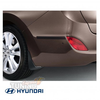 Задние брызговики на Hyundai i30 GD универсал оригинальный компл