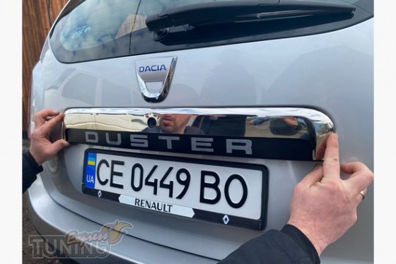 Omsa Line Хромированная планка над номером Renault Duster верхняя - Картинка 1