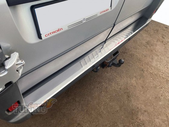 Omsa Line Хром накладка на задній бампер Peugeot Boxer 2 - Заображення 1