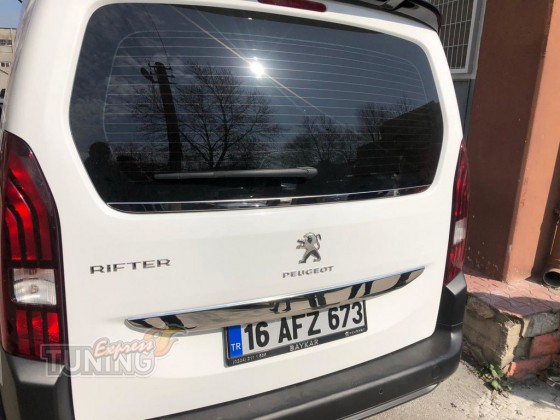 Omsa Line Хром молдинг скла Peugeot Rifter - Заображення 1