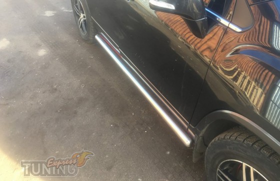 Пороги трубами Chevrolet Tracker из нержавейки