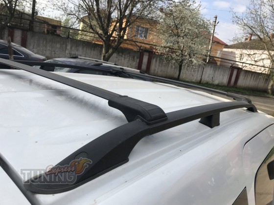Поперечные дуги на Мазда MPV фото