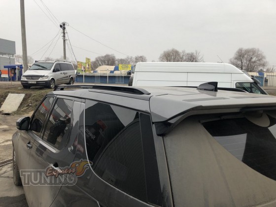 Багажники на крышу Land Rover Discovery 5 фото