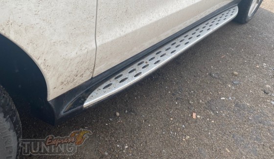 Оригинальные пороги Mercedes ML W166