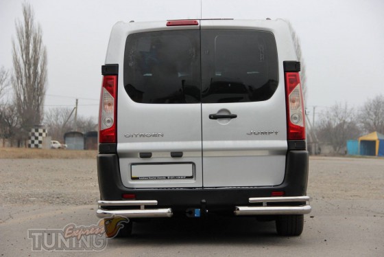 Защитные углы заднего бампера Citroen Jumpy 2 