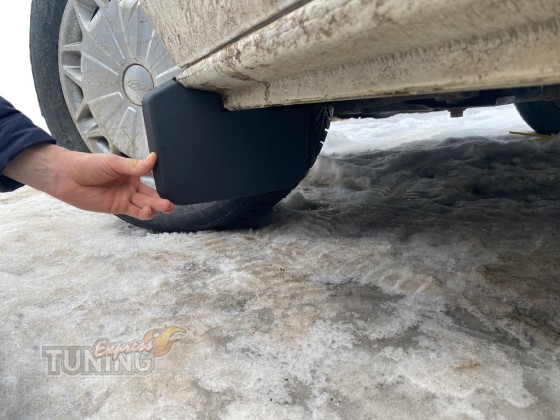 Фирменные брызговики Ford Transit Custom фото