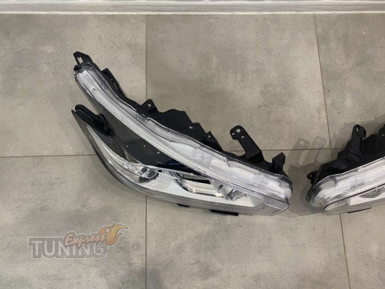 Передняя оптика Nissan Murano Z52 фото
