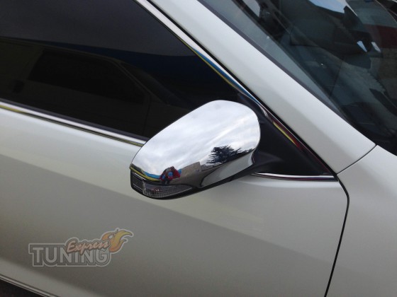Хром накладки на зеркала Toyota Auris 2 E180 оригинал