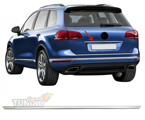 Хром накладка над номером Volkswagen Touareg 3