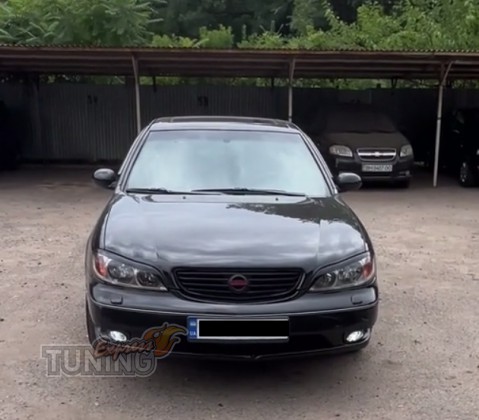 Накладки передних фар Nissan Maxima A33