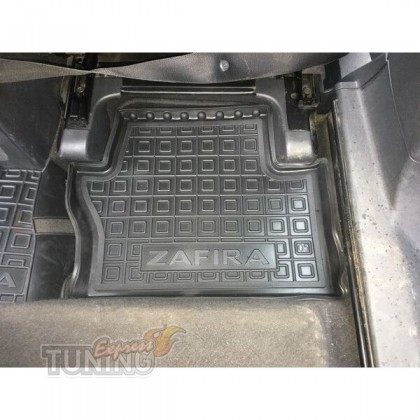 Автомобильные Коврики Opel Zafira B с перемычкой