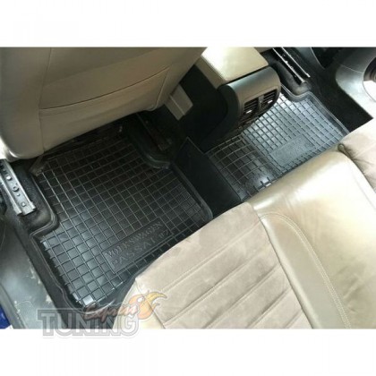 коврики на Vw Passat B7 с перемычкой