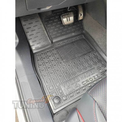 Резиновые коврики Volkswagen ID4 с перемычкой