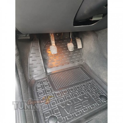 Коврики Volvo V50 с перемычкой