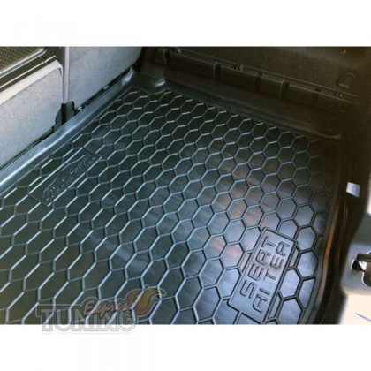 Фирменный коврик для Seat Altea 2004