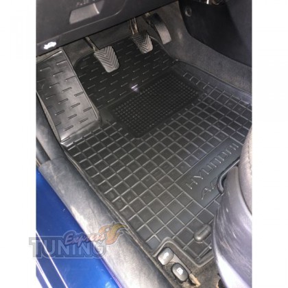 Коврики на Hyundai Accent 4 с перемычкой