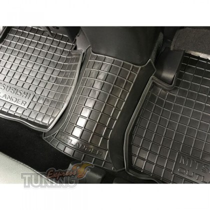 Коврики для Mitsubishi Outlander 3 с перемычкой