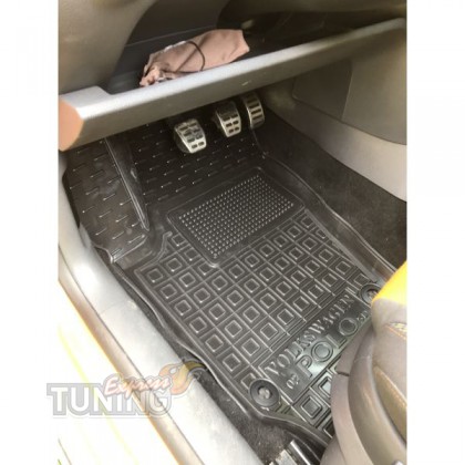 Коврики на Volkswagen Polo 4 с перемычкой