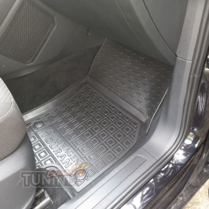 Ковры в Volkswagen Touran 2 с перемычкой