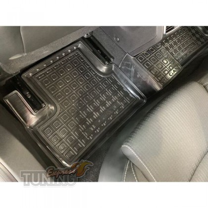 Коврики для Renault Megane 4 с перемычкой