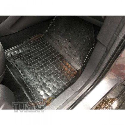 Коврики в Ford Kuga 2 с перемычкой