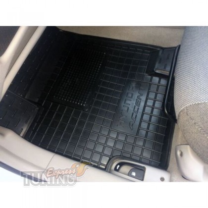 Коврики на Hyundai Accent 3 MC с перемычкой