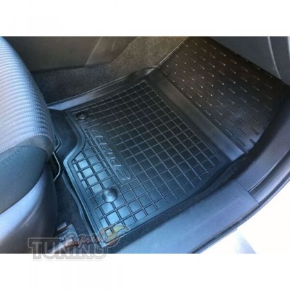 Коврики в Mazda 3 BM с перемычкой