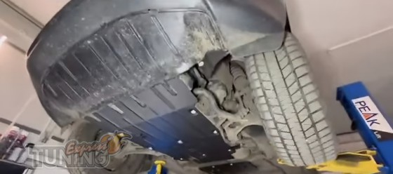 Защита картера двигателя Audi Q7 4L металлическая 