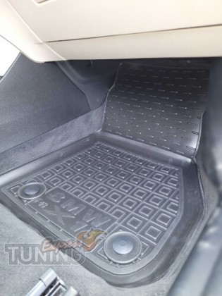 Коврики на BMW X1 F48 с перемычкой